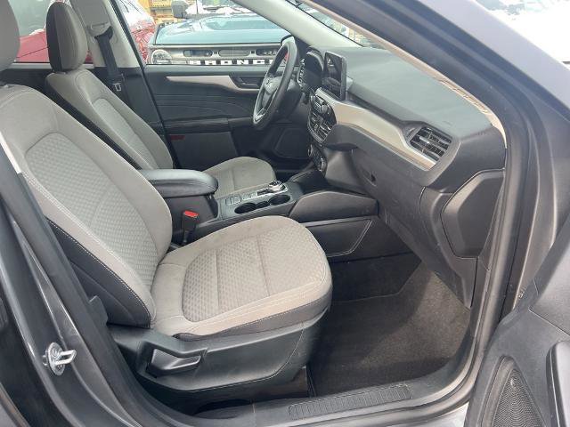 Certified 2022 Ford Escape SE image 12