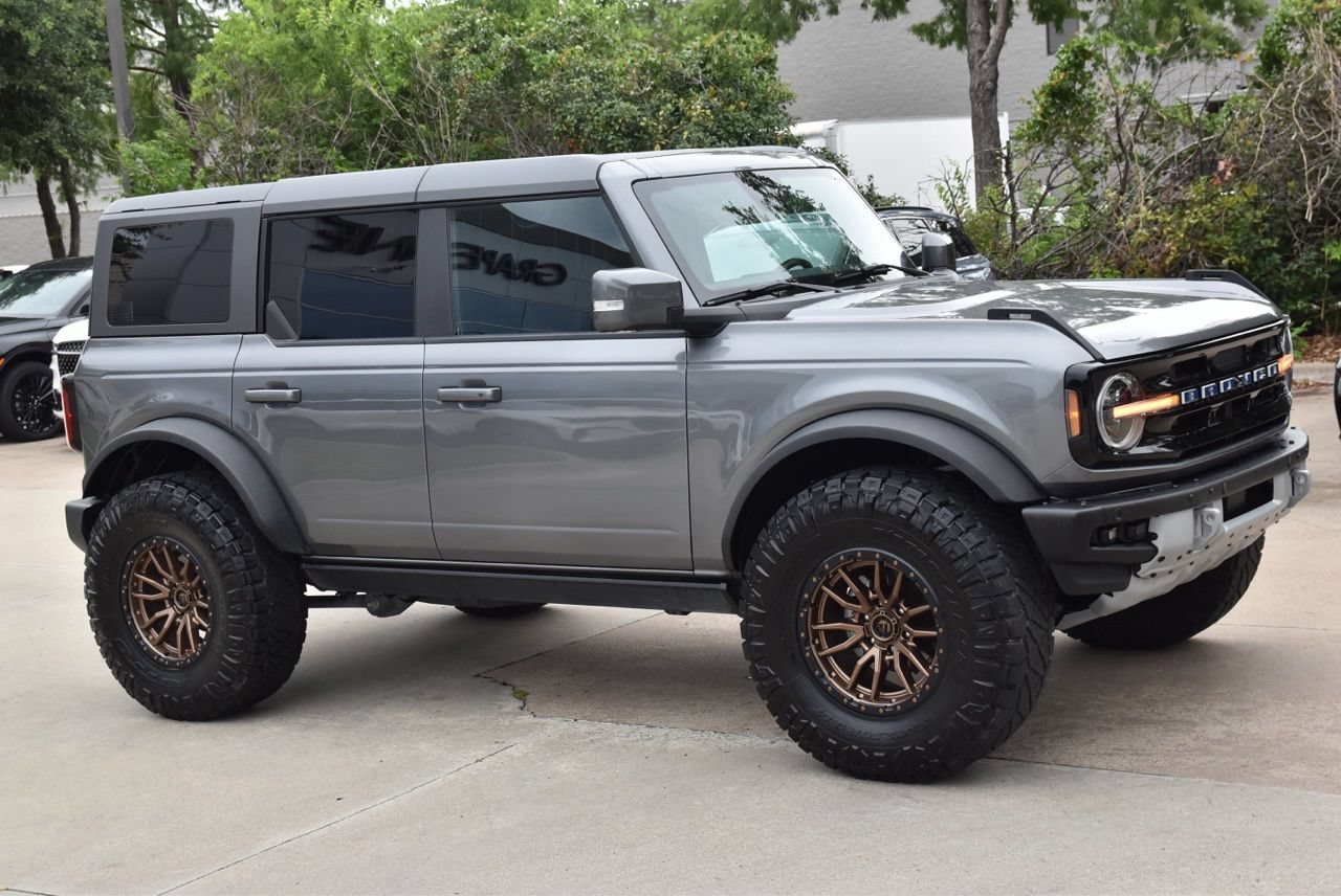 Certified 2023 Ford Bronco Outer Banks w/ Sasquatch Package AWD/4WD image 5