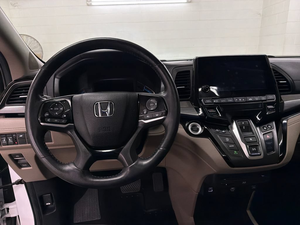 Used 2024 Honda Odyssey Elite image 8