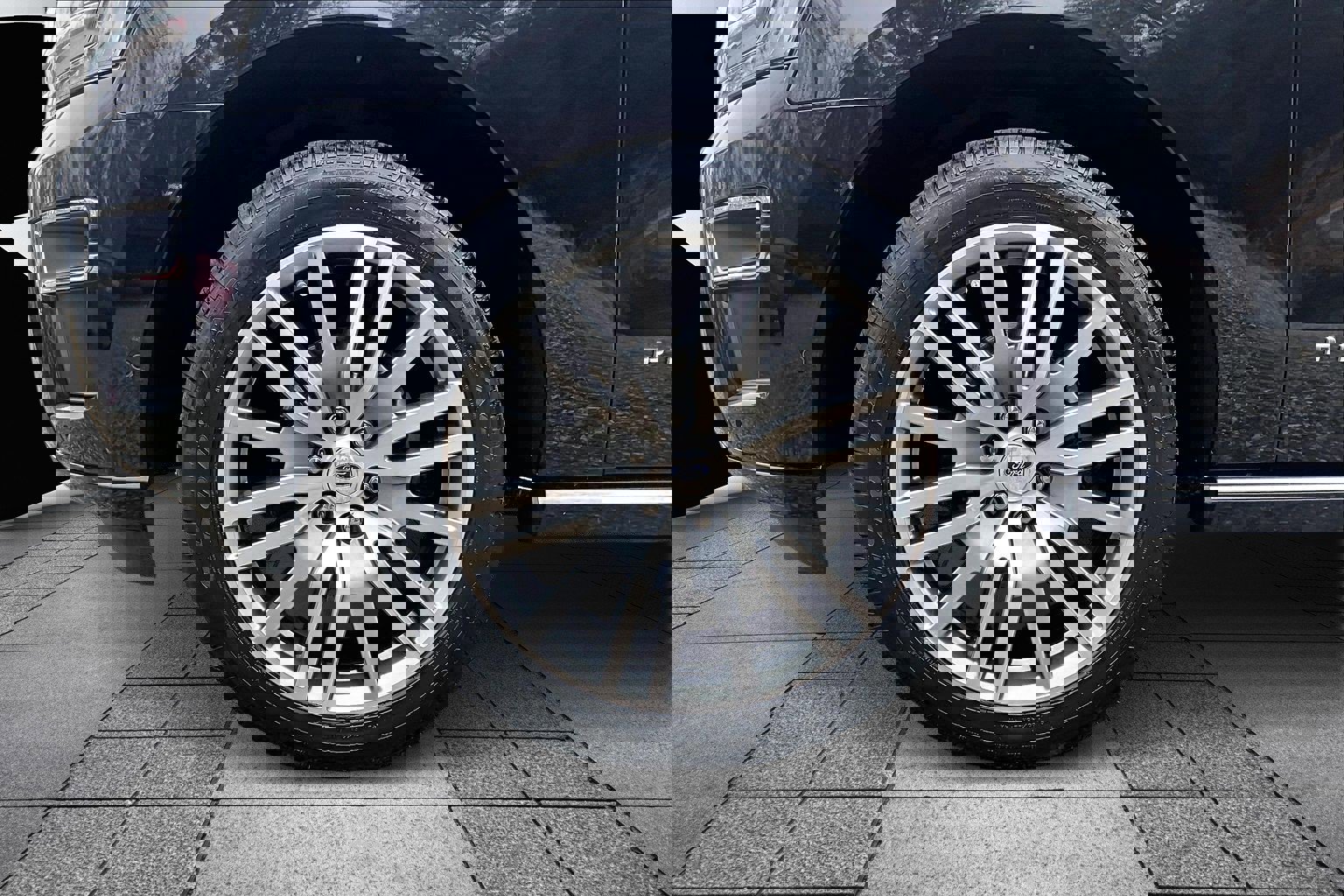 Certified 2022 Ford Expedition Platinum image 10