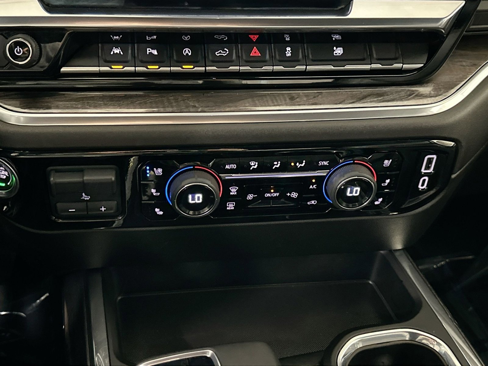 Used 2023 Chevrolet Silverado 1500 LTZ image 24