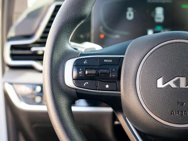 Used 2023 Kia Sportage LX image 19