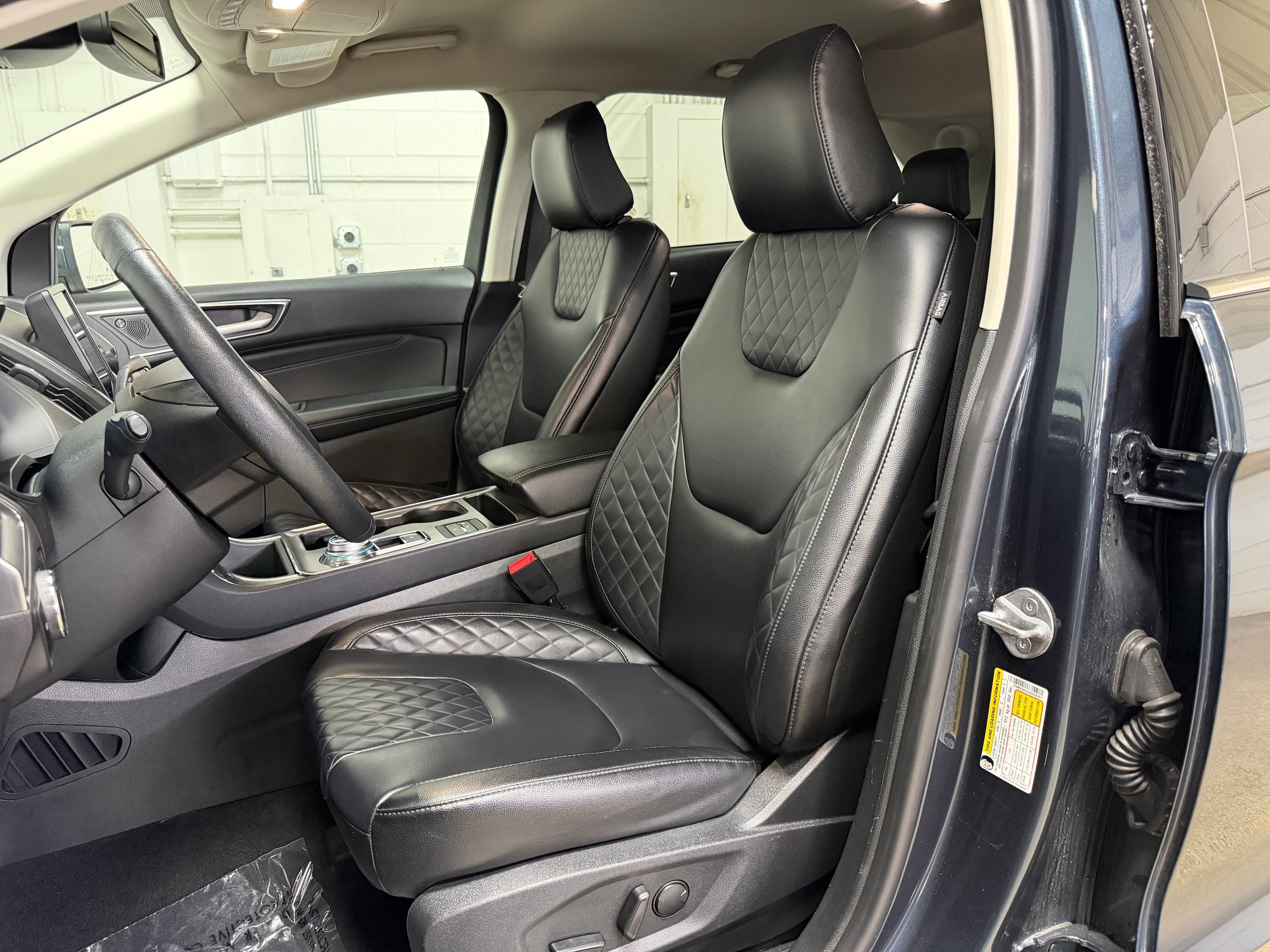 Certified 2024 Ford Edge Titanium AWD/4WD image 10