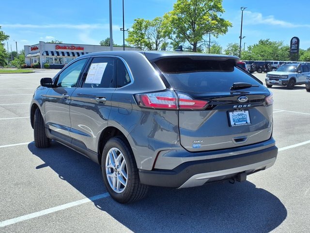 Certified 2024 Ford Edge SEL w/ Convenience Package AWD/4WD image 3