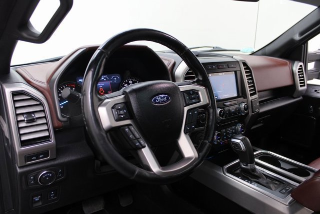 Certified 2018 Ford F150 Platinum w/ Equipment Group 701A Luxury image 16