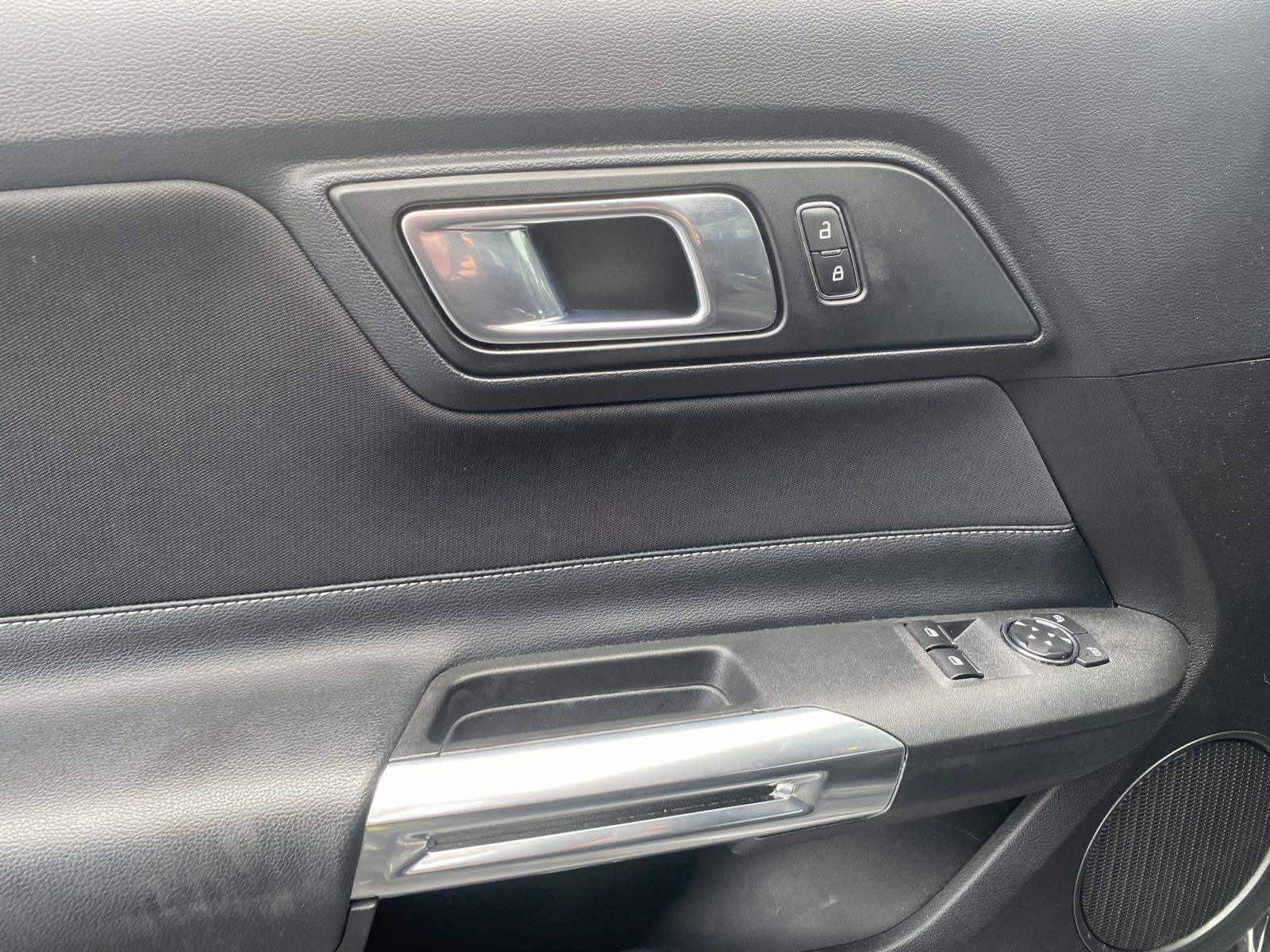 Certified 2020 Ford Mustang Coupe RWD image 15