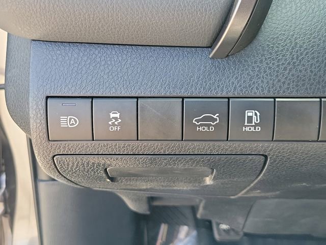 Used 2019 Toyota Camry SE FWD image 24