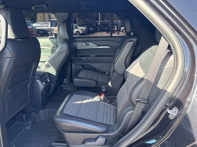 Certified 2025 Ford Explorer ST-Line w/ Premium Package image 10