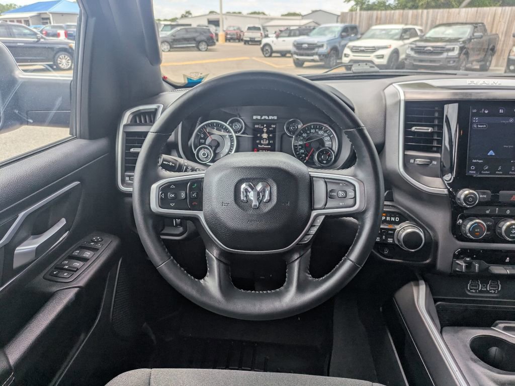 Used 2023 RAM 1500 Big Horn AWD/4WD image 16