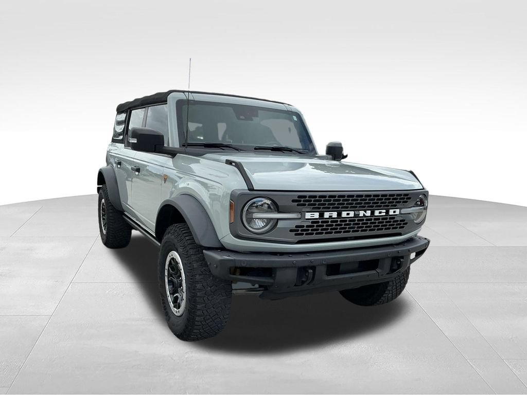 Certified 2022 Ford Bronco Badlands AWD/4WD image 16