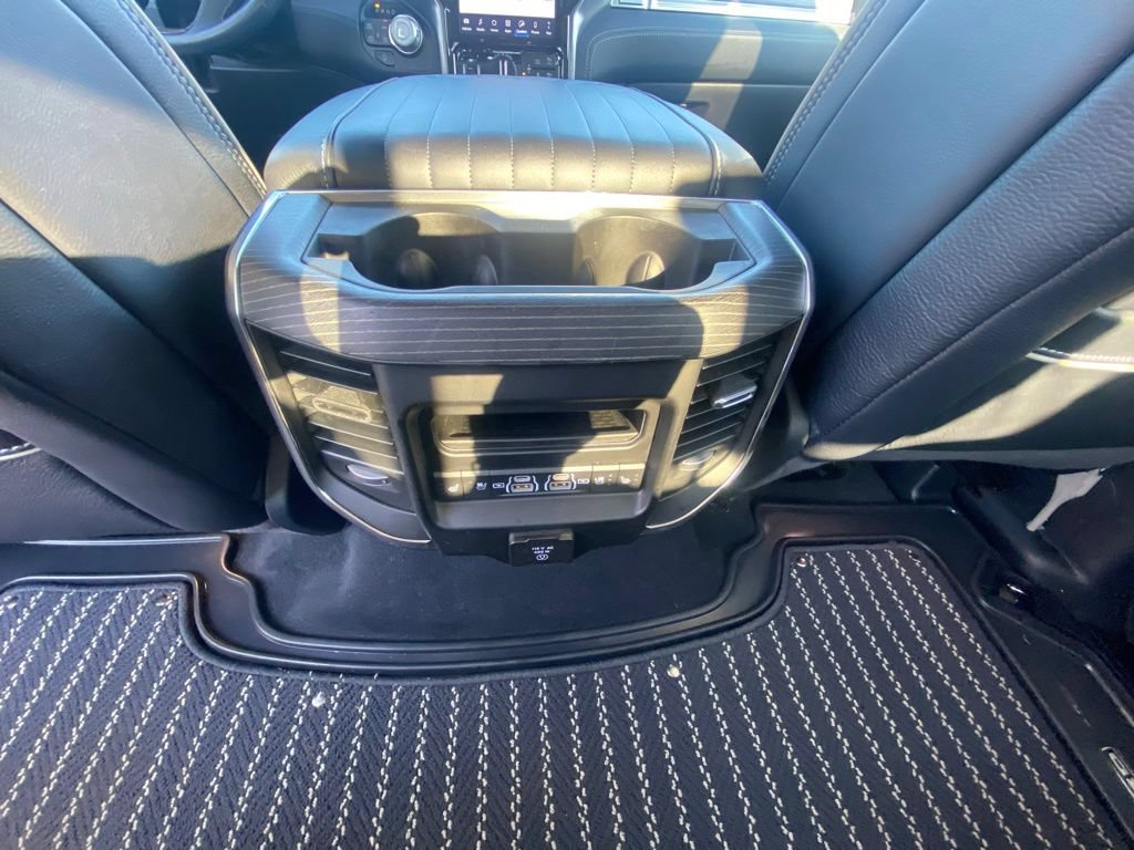 Used 2024 RAM 1500 Limited AWD/4WD image 24