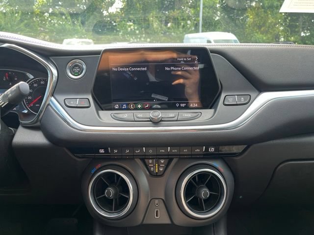 Used 2021 Chevrolet Blazer LT FWD image 13