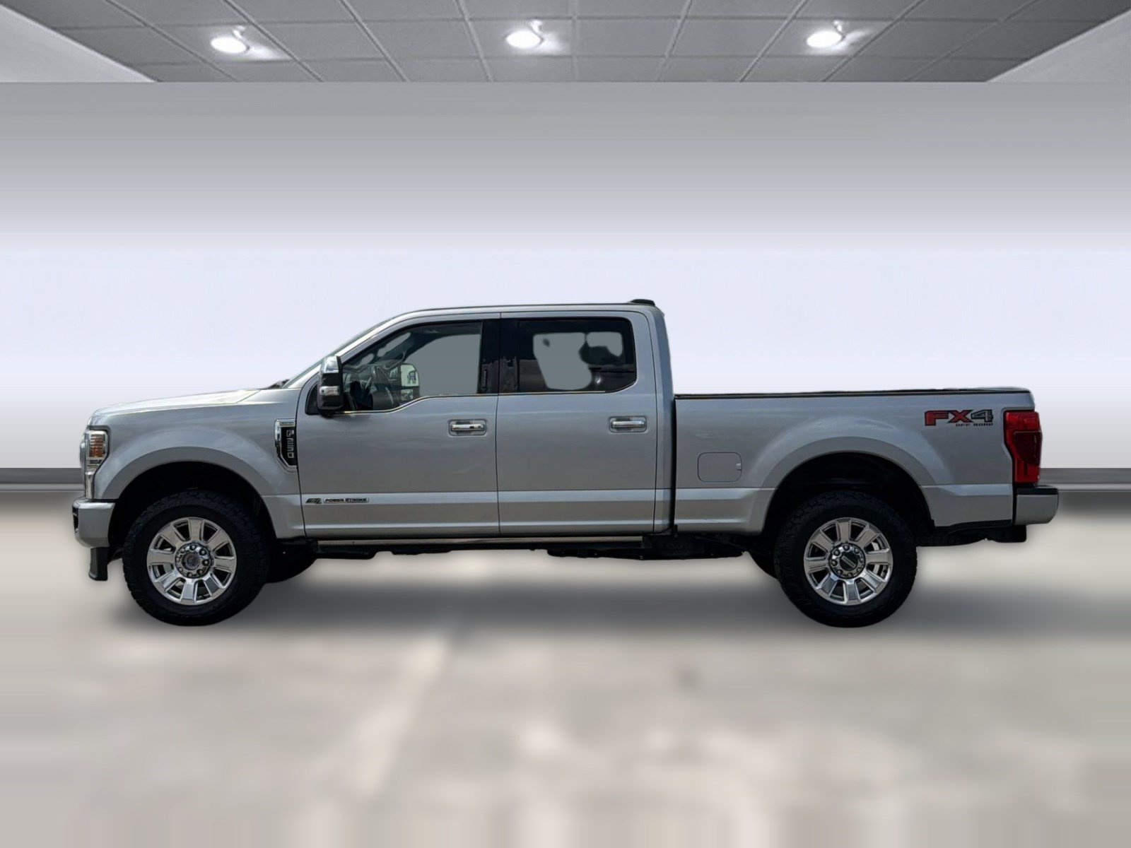 Certified 2021 Ford F250 Platinum w/ FX4 Off-Road Package AWD/4WD image 2