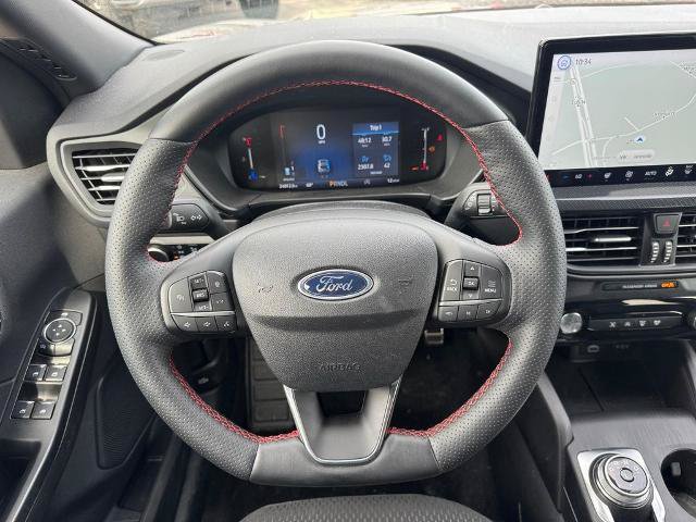 Certified 2024 Ford Escape ST-Line w/ Tech Pack #1 AWD/4WD image 11