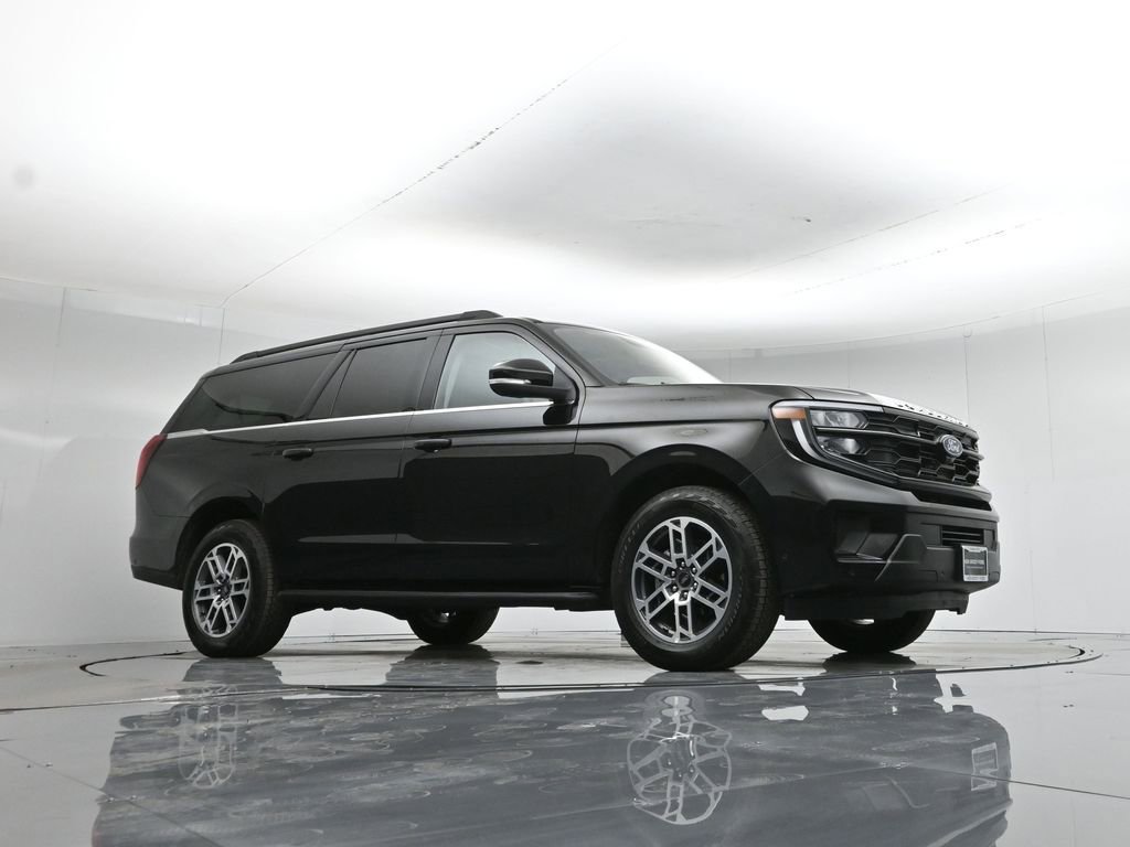Certified 2025 Ford Expedition Max Active image 3