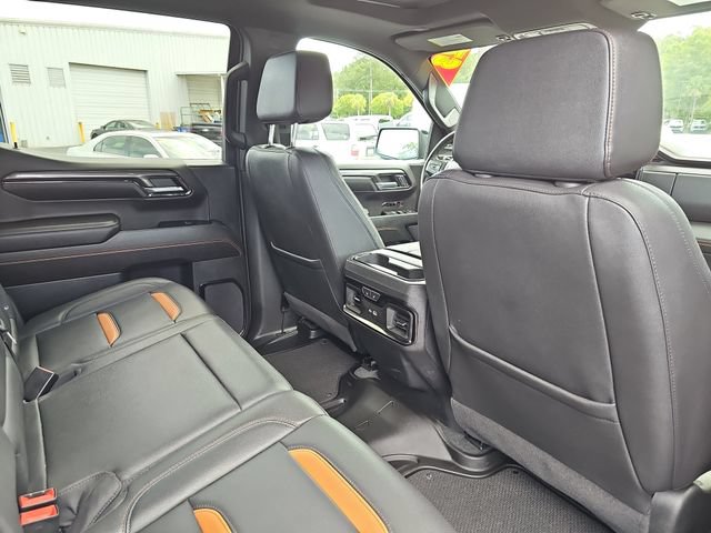 Used 2023 GMC Sierra 1500 AT4 w/ AT4 Premium Package AWD/4WD image 13