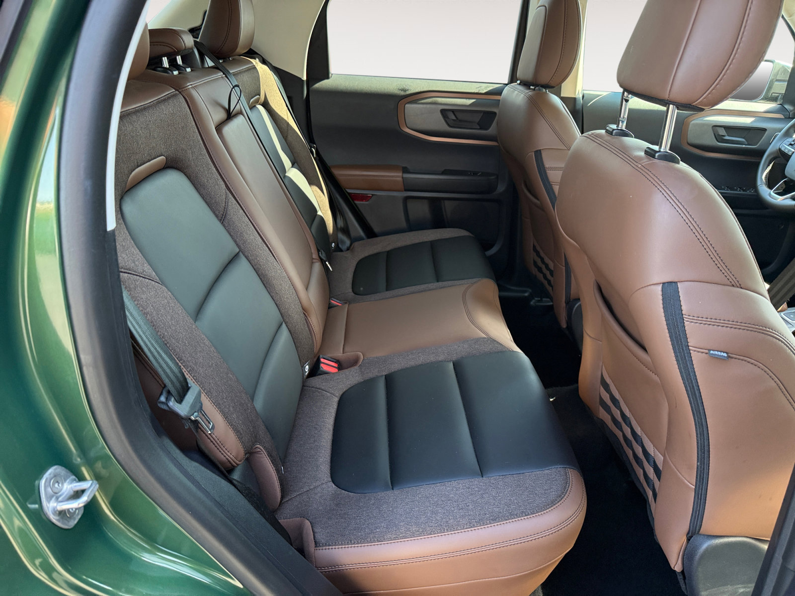 Certified 2025 Ford Bronco Sport Outer Banks w/ Outer Banks Tech Package+ AWD/4WD image 18