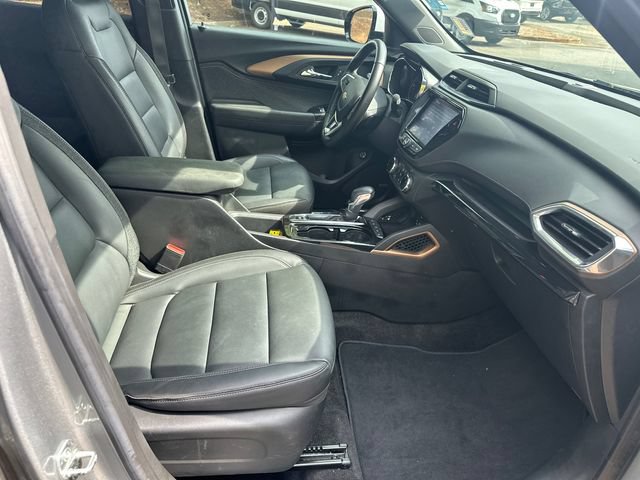 Used 2023 Chevrolet TrailBlazer ACTIV w/ Sun and Liftgate Package FWD image 16