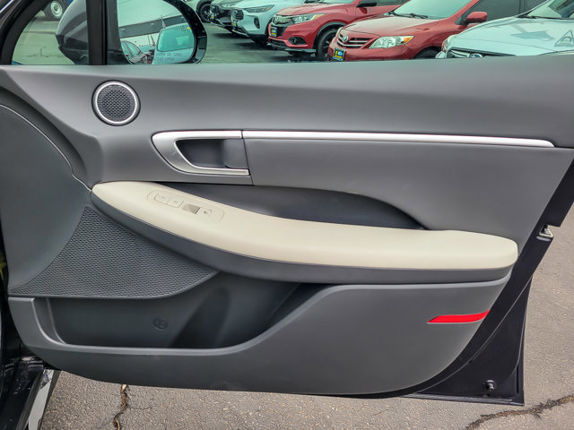 Used 2025 Hyundai Sonata SEL image 18