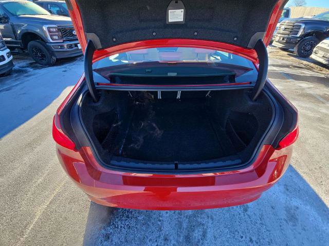 Used 2021 BMW 330i xDrive Sedan image 11