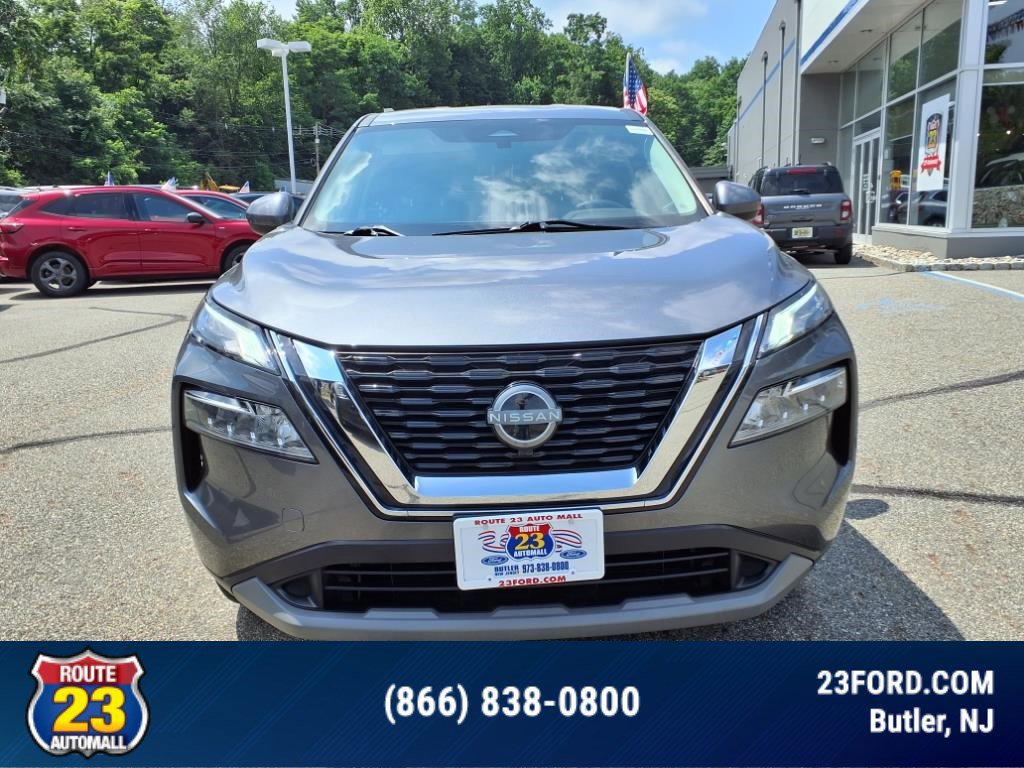 Used 2023 Nissan Rogue SV image 6