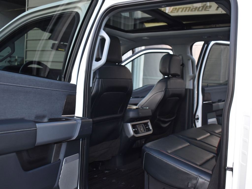 Certified 2023 Ford F350 Lariat w/ Lariat Ultimate Package image 24