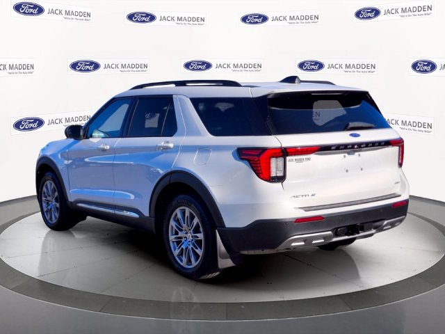 Certified 2025 Ford Explorer Active w/ Active Comfort Package AWD/4WD image 3