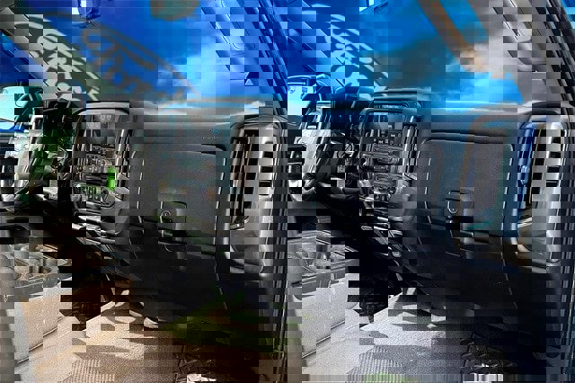 Used 2018 Chevrolet Silverado 1500 LT w/ All Star Edition image 14