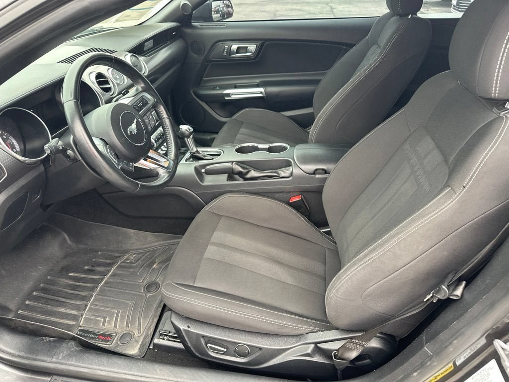 Certified 2019 Ford Mustang Convertible w/ Ecoboost Performance Package RWD image 12