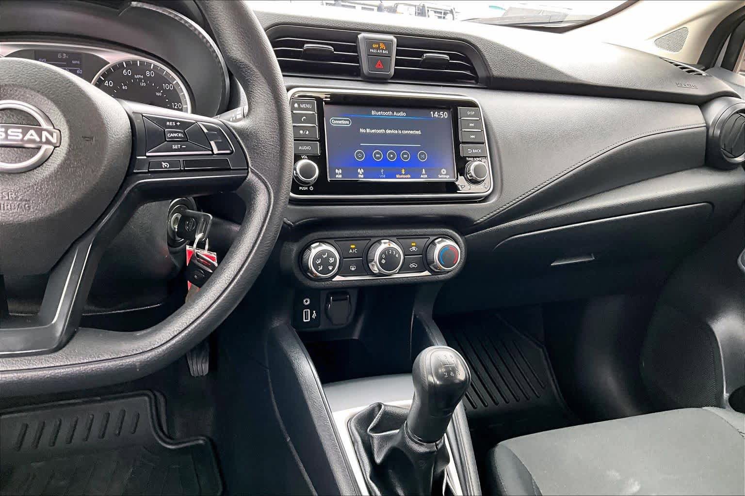 Used 2024 Nissan Versa S FWD image 7