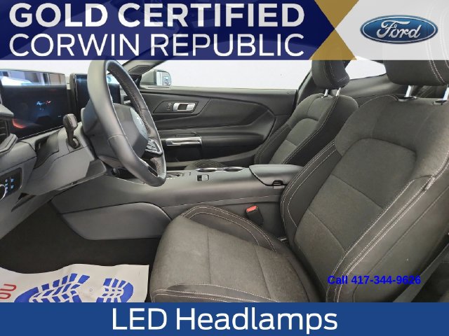 Certified 2025 Ford Mustang Coupe RWD image 4