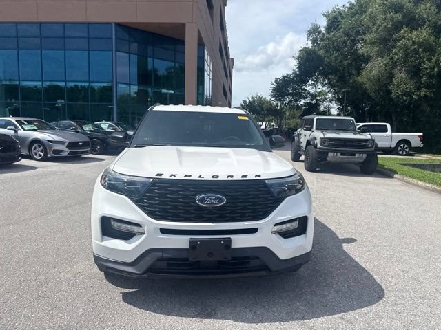 Certified 2022 Ford Explorer ST-Line w/ Class IV Trailer Tow Package RWD image 11