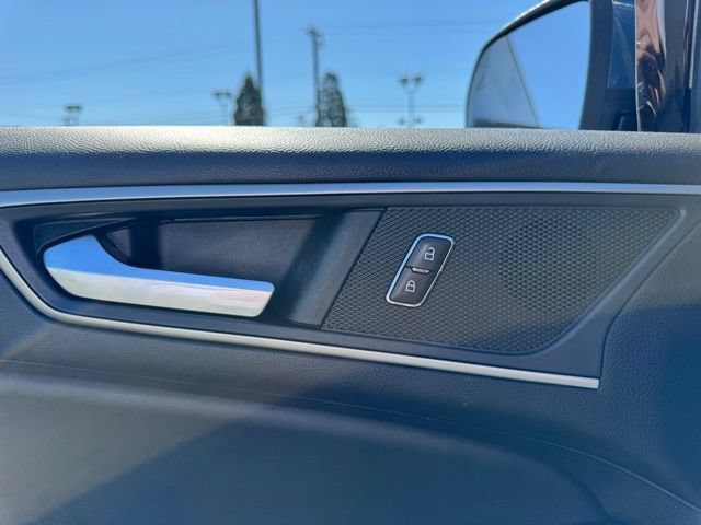 Certified 2019 Ford Edge SEL w/ Equipment Group 201A AWD/4WD image 46