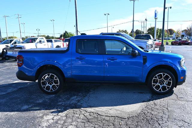 Certified 2025 Ford Maverick Lariat w/ 4K Tow Package AWD/4WD image 8