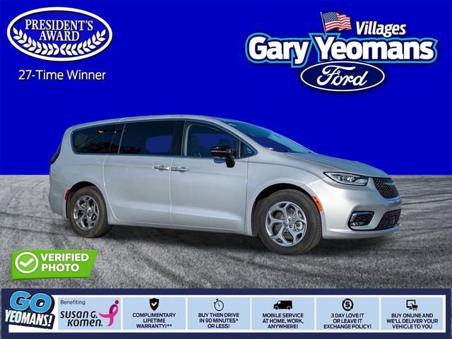 Used 2024 Chrysler Pacifica Limited