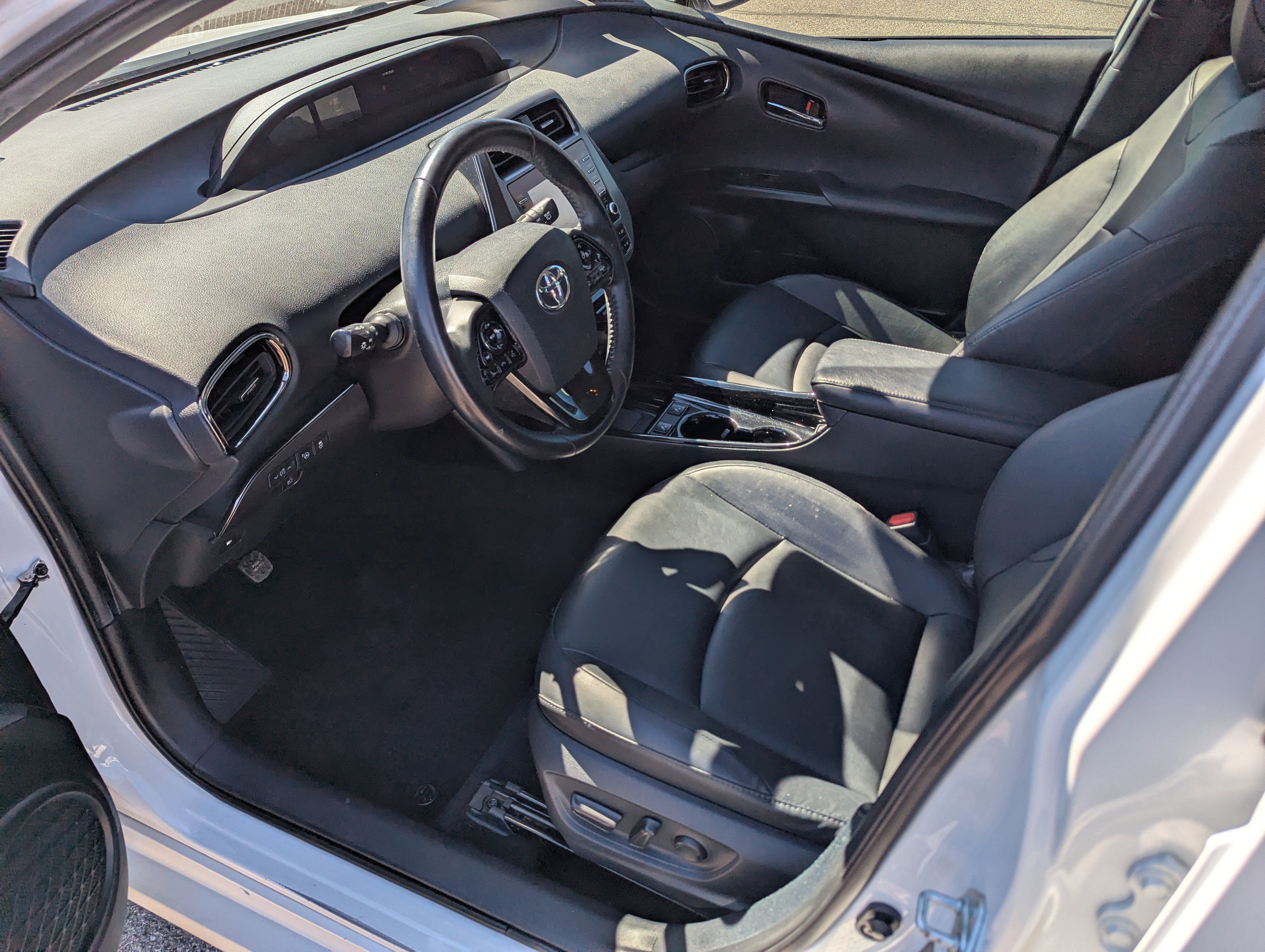 Used 2021 Toyota Prius 20TH ANNIVERSARY image 9