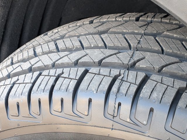 Certified 2020 Ford Explorer XLT w/ Equipment Group 202A image 10