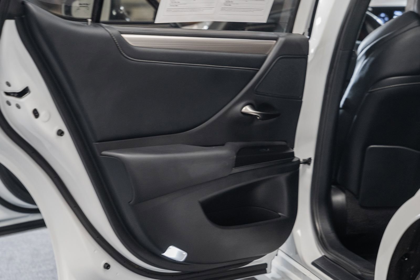 Used 2021 Lexus ES 350 F Sport w/ Accessory Package image 44