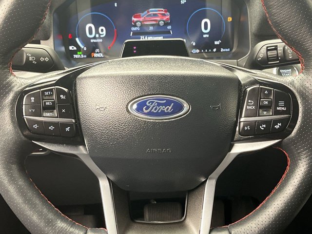 Certified 2025 Ford Explorer ST-Line w/ ST-Line Street Pack AWD/4WD image 17