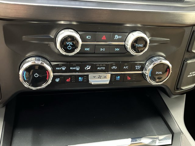 Certified 2026 Ford F250 Lariat w/ Black Appearance Package AWD/4WD image 23