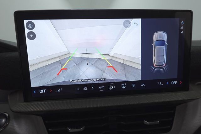 Certified 2025 Ford Explorer Active image 17