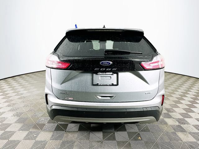 Certified 2024 Ford Edge SEL w/ Convenience Package image 4