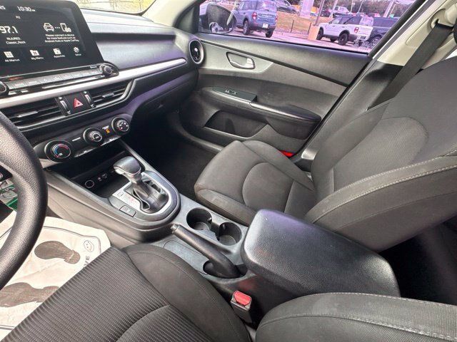 Used 2021 Kia Forte LXS FWD image 17