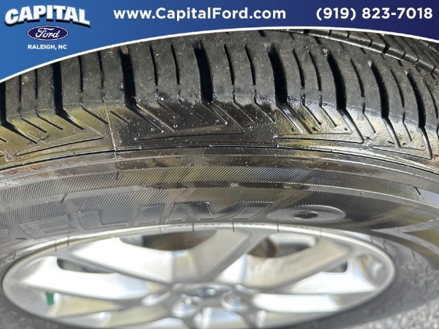 Used 2025 Chrysler Pacifica Select FWD image 14