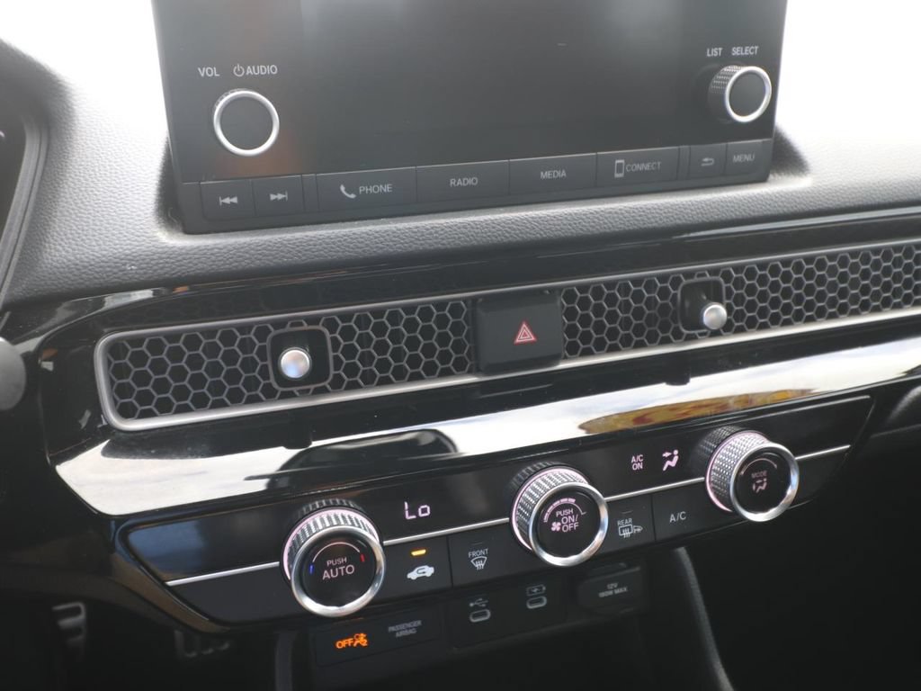 Used 2025 Honda Civic Sport image 19