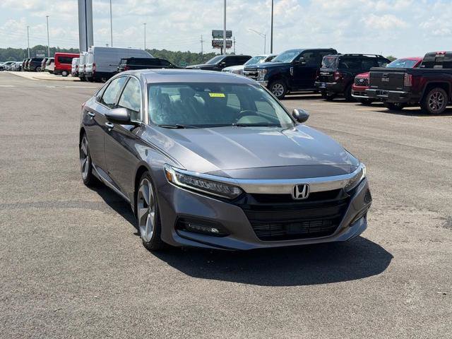 Used 2018 Honda Accord Touring image 3