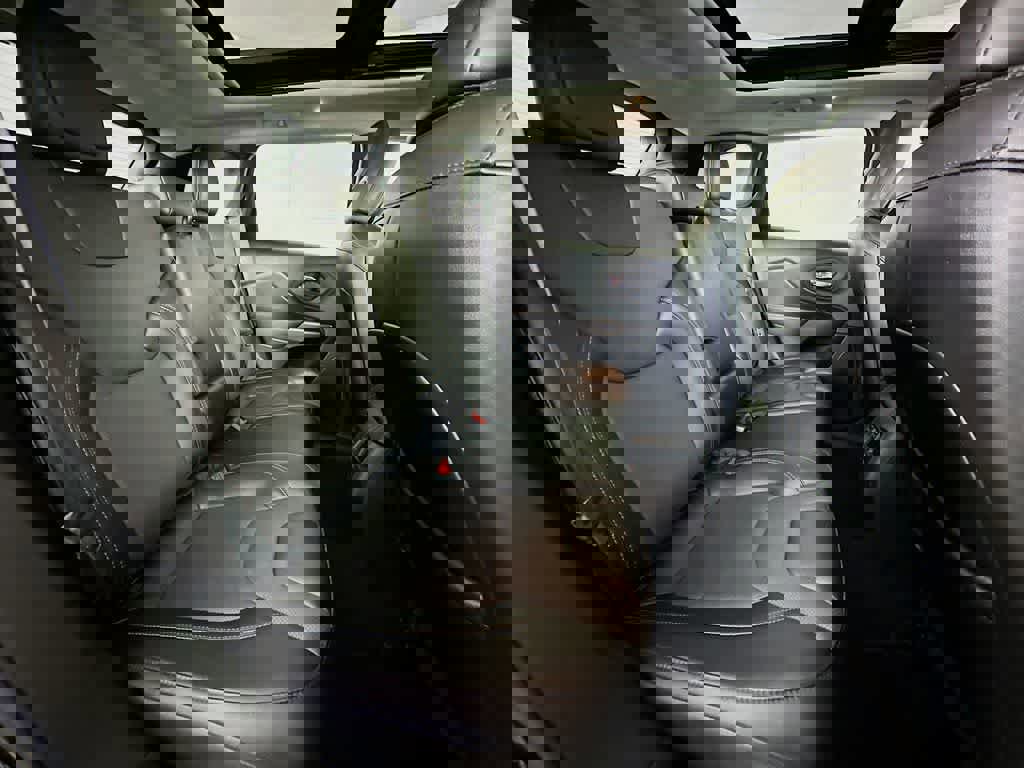 Used 2022 Jeep Cherokee Latitude Lux w/ Sun & Sound Group image 32