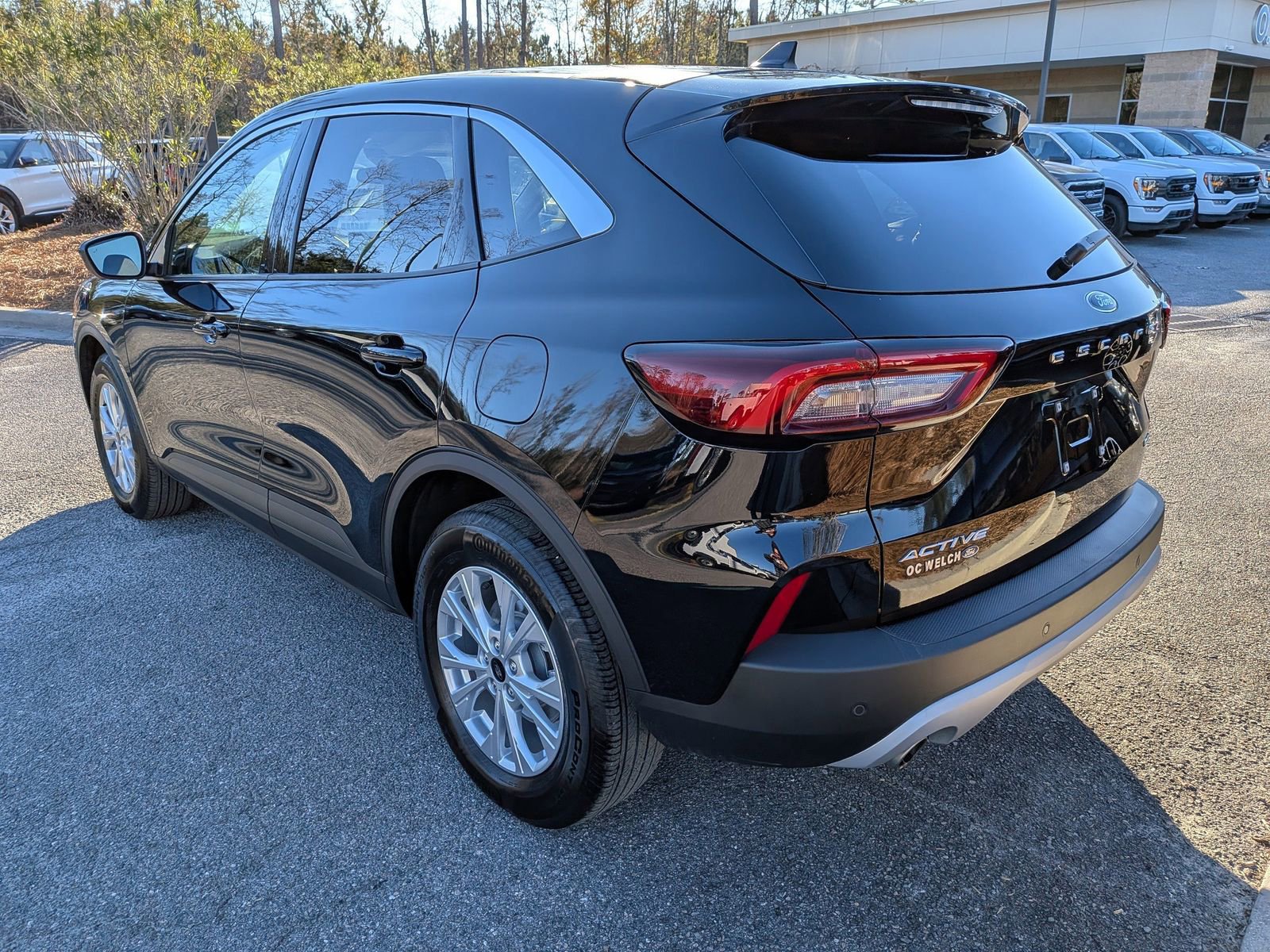 Certified 2023 Ford Escape Active w/ Tech Pack #2 image 3