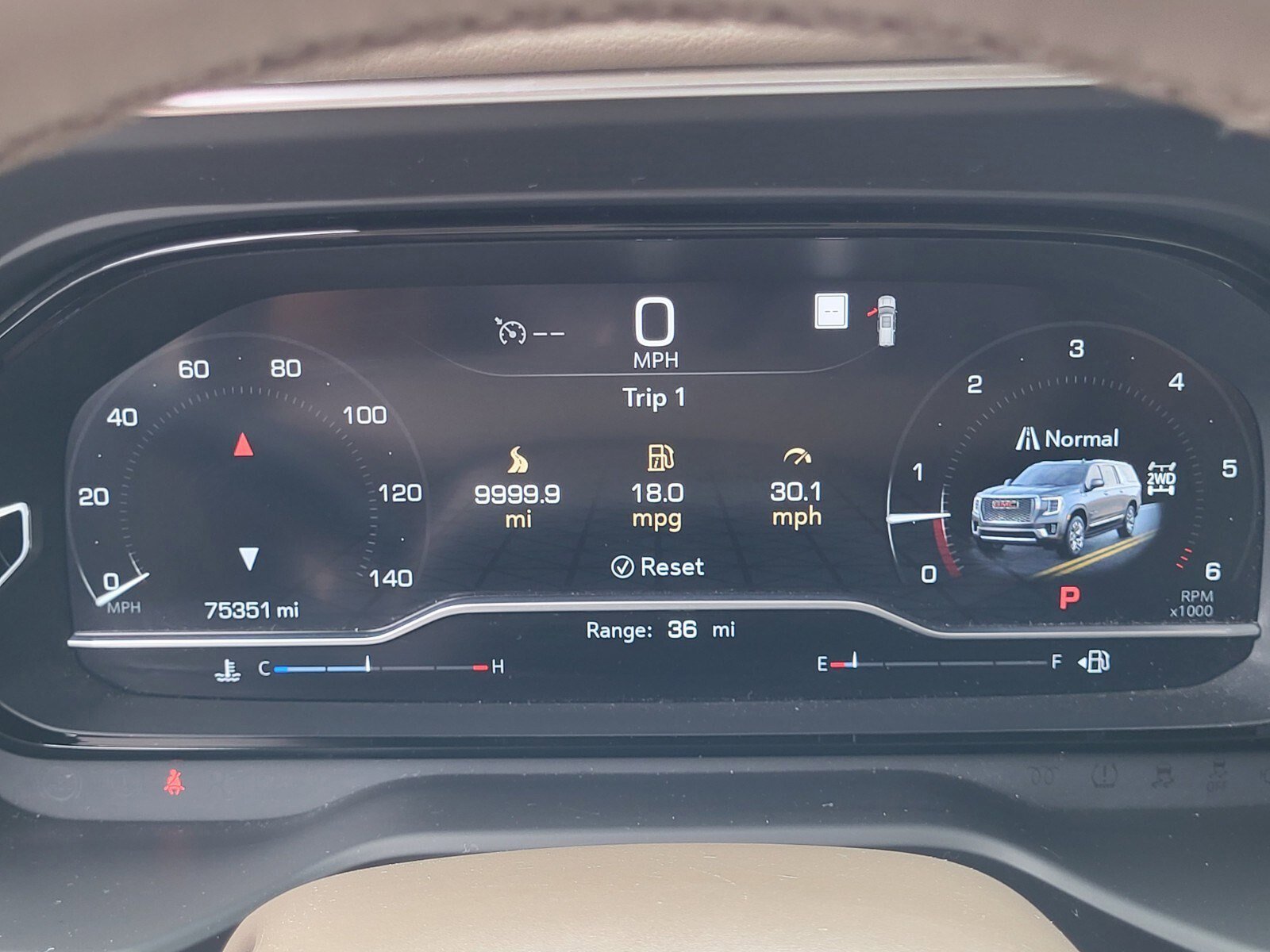 Used 2023 GMC Yukon Denali w/ Max Trailering Package image 30