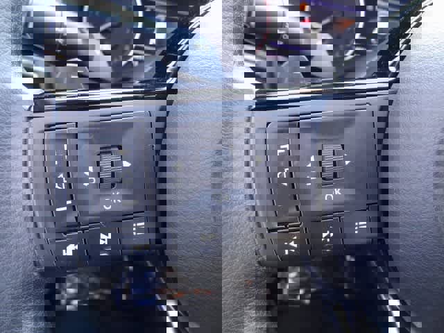 Used 2021 Nissan Rogue SV image 9